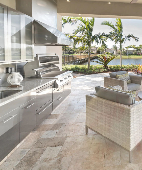 Outdoor Kitchen Design & Construction